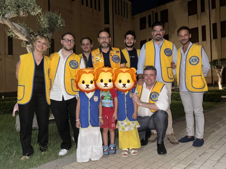 Lions Acicastello alla Festa dei nonni